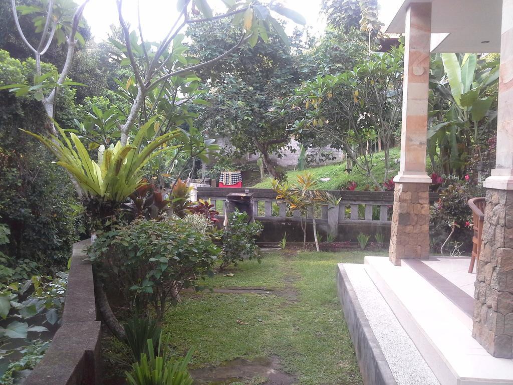 Dewi Ayu Accomodation Ubud  Exterior photo